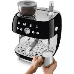 Siebträgermaschine smeg